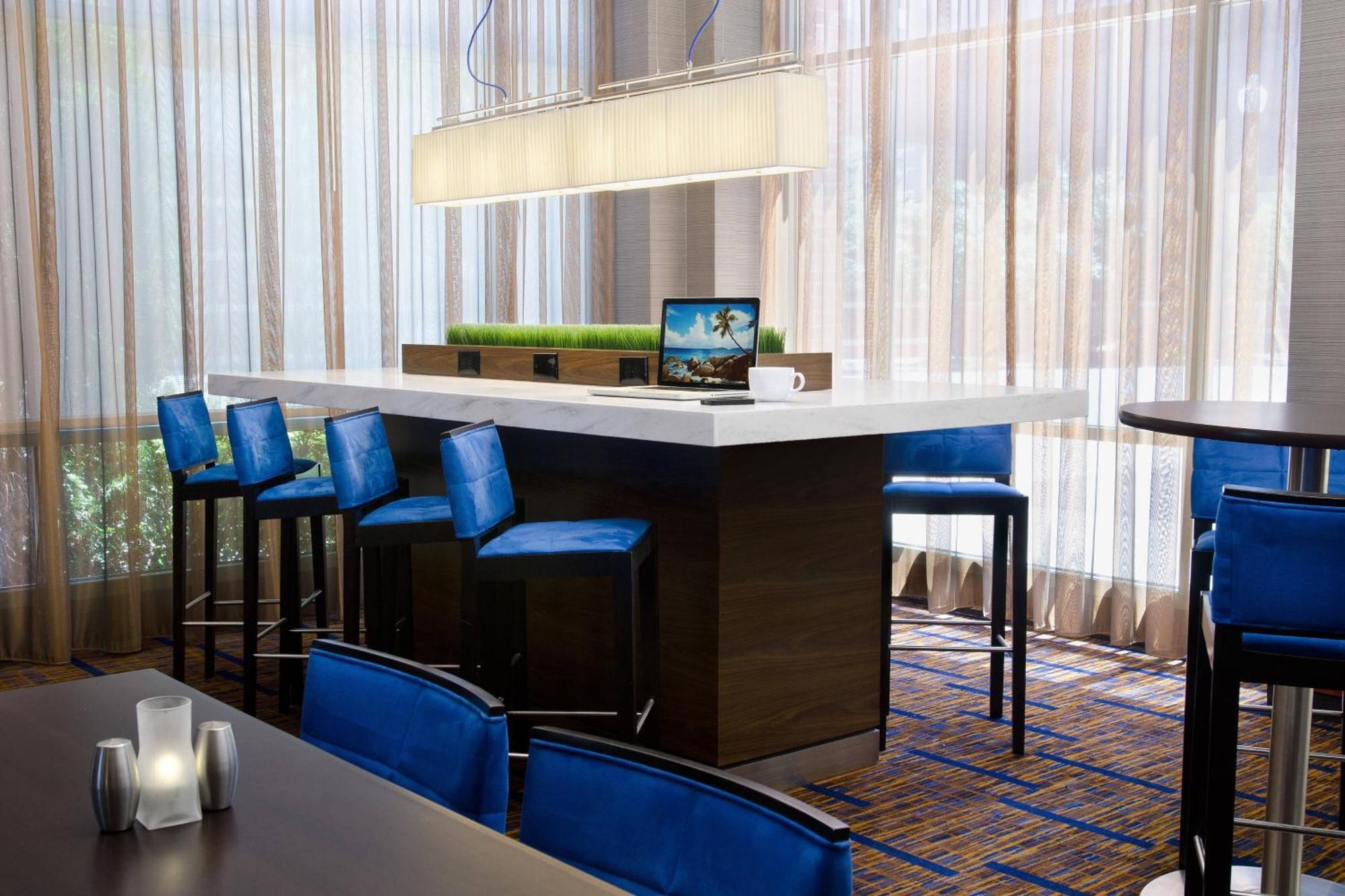 Courtyard By Marriott Birmingham Downtown At Uab Exterior foto