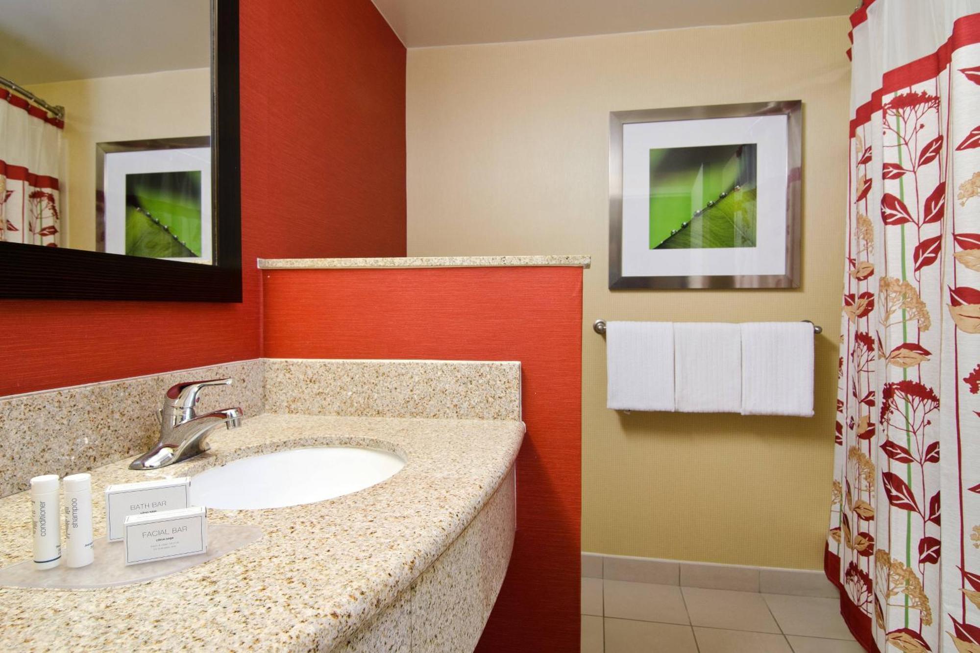 Courtyard By Marriott Birmingham Downtown At Uab Exterior foto